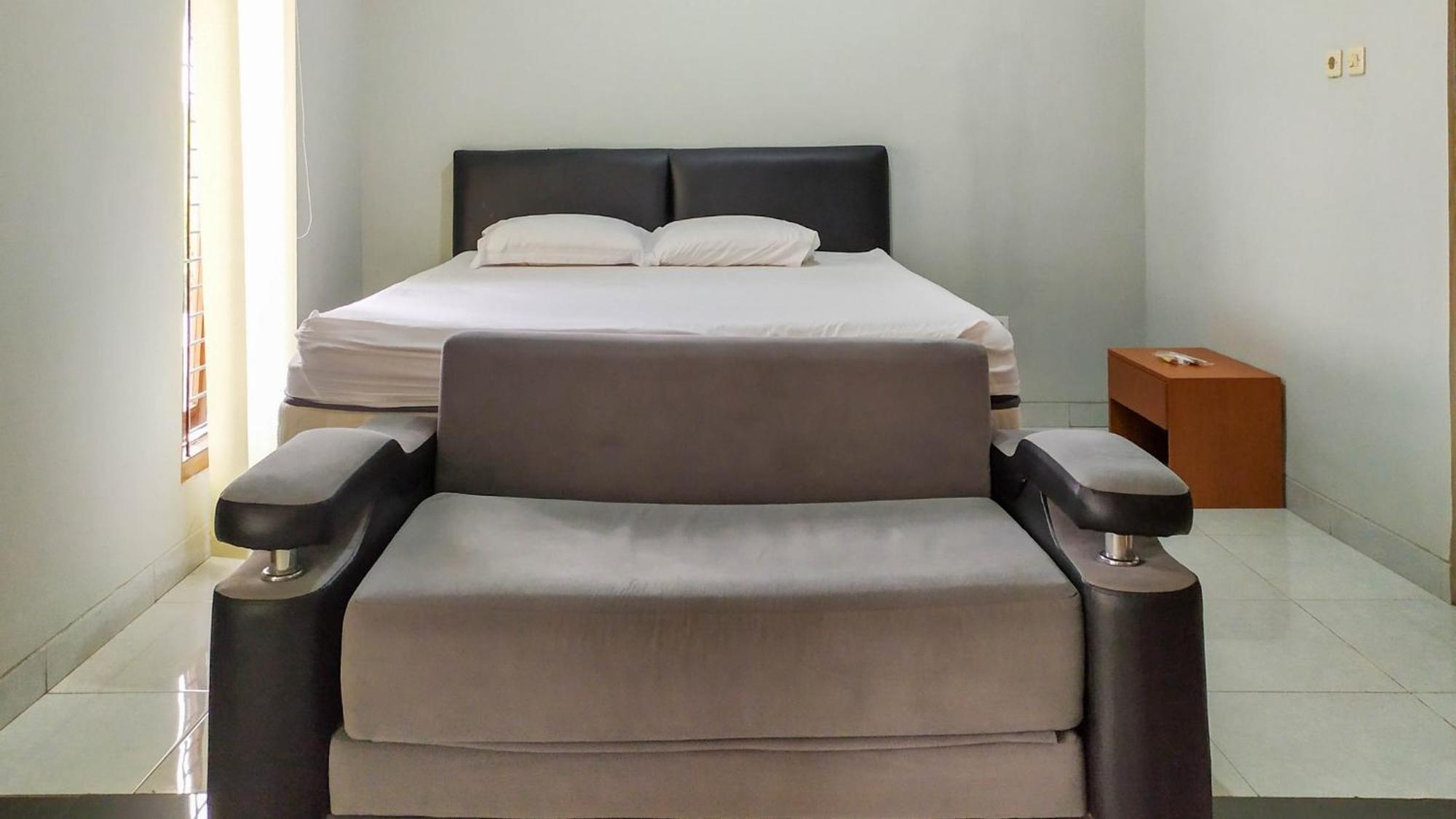 Omah Leren Mitra Reddoorz Near Gembiraloka Zoo Yogyakarta Hotel Bagian luar foto